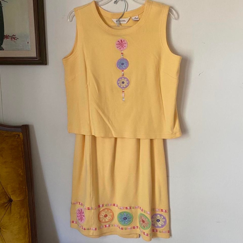 2000s Casual multi-colored and floral shirt and skirt set
